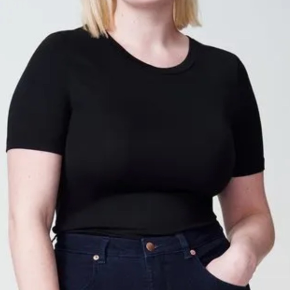 Universal Standard Foundation Crew Neck Black XS